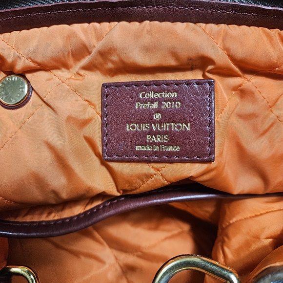 Auth Louis Vuitton 2010 Prefall limited edition Aviator Shoulder Bag - Picture 9 of 11